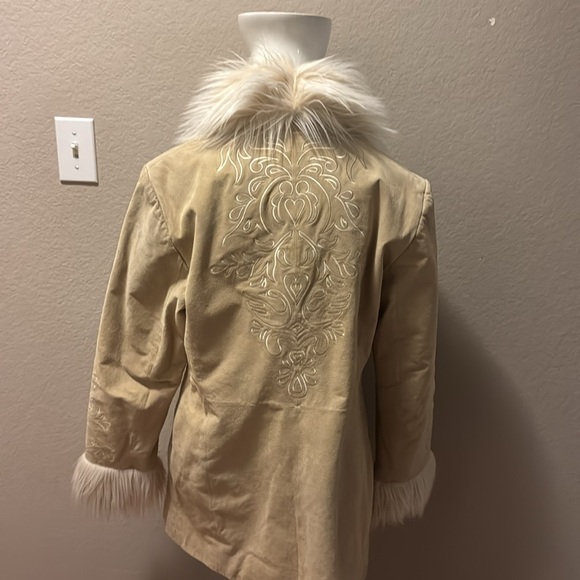 Mixlit suede and faux jacket - Picture 5 of 8
